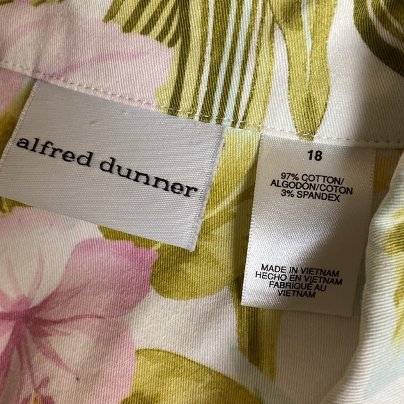 🔷Alfred Dunner Pastel Floral Stretch Button Up Jacket Size 18 - Picture 6 of 6
